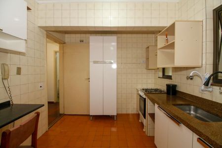 Apartamento para alugar com 70m², 2 quartos e 1 vagaCozinha