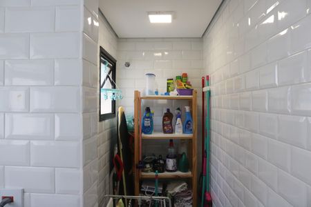 Apartamento à venda com 73m², 3 quartos e 1 vagaÁrea de Serviço