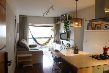 Sala de apartamento à venda com 3 quartos, 73m² em Pompeia, São Paulo