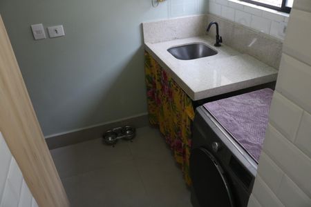 Apartamento à venda com 73m², 3 quartos e 1 vagaÁrea de Serviço