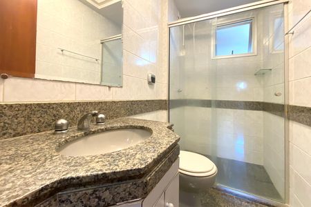 Apartamento à venda com 78m², 3 quartos e 2 vagasBanheiro