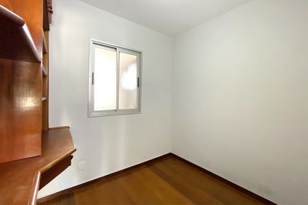 Apartamento à venda com 78m², 3 quartos e 2 vagasQuarto 3