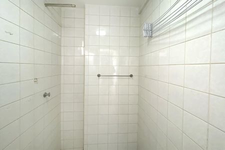 Apartamento à venda com 78m², 3 quartos e 2 vagasBanheiro de serviço