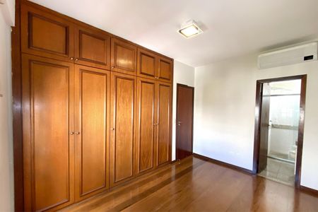 Apartamento à venda com 78m², 3 quartos e 2 vagasSuite 1