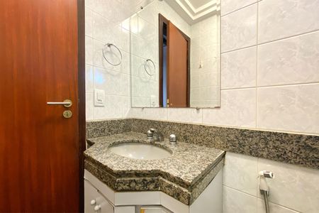 Apartamento à venda com 78m², 3 quartos e 2 vagasBanheiro