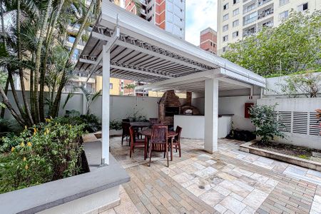 Apartamento à venda com 37m², 1 quarto e 1 vaga Apartamento à venda com 37m², 1 quarto e 1 vagaÁrea comum - Churrasqueira