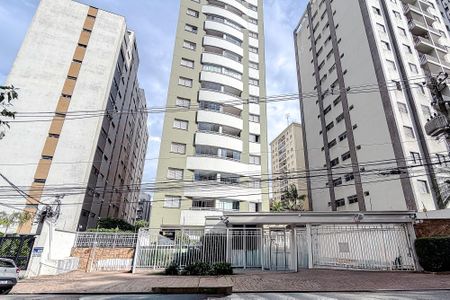 Apartamento à venda com 37m², 1 quarto e 1 vaga Apartamento à venda com 37m², 1 quarto e 1 vagaFachada - Plaquinha