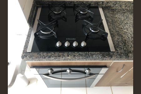 Apartamento para alugar com 60m², 2 quartos e 1 vagaCOZINHA