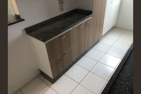 Apartamento para alugar com 60m², 2 quartos e 1 vagaCOZINHA