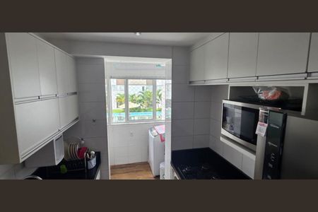 Apartamento à venda com 69m², 2 quartos e 2 vagasCozinha