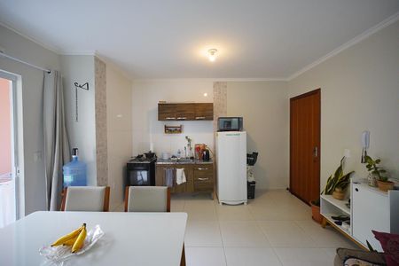 Sala de apartamento para alugar com 2 quartos, 70m² em Ingleses do Rio Vermelho, Florianópolis