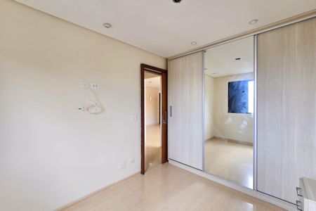 Apartamento à venda com 60m², 2 quartos e 1 vagaQuarto 2