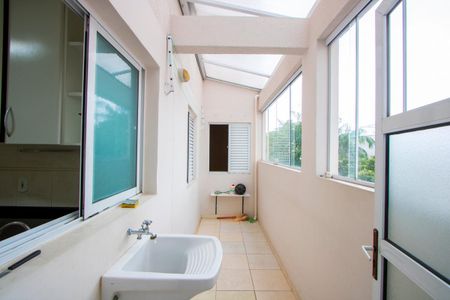 Apartamento para alugar com 116m², 3 quartos e 2 vagasÁrea de serviço