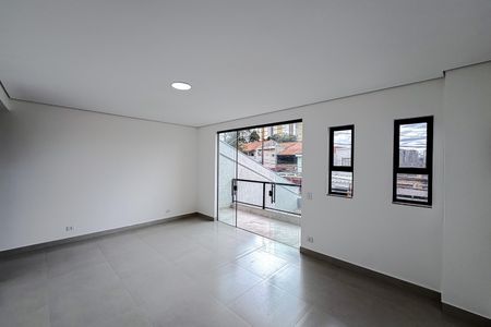 Sala de casa à venda com 3 quartos, 204m² em Vila Monumento, São Paulo