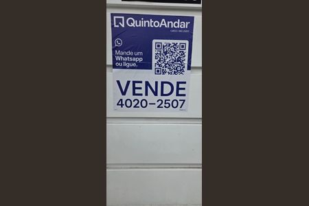 Casa à venda com 170m², 3 quartos e 3 vagas Casa à venda com 170m², 3 quartos e 3 vagasPlaquinha instalada