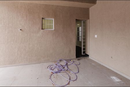 Casa à venda com 170m², 3 quartos e 3 vagas Casa à venda com 170m², 3 quartos e 3 vagasÁrea