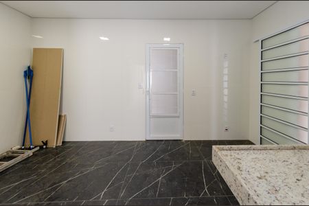 Casa à venda com 170m², 3 quartos e 3 vagas Casa à venda com 170m², 3 quartos e 3 vagasCozinha