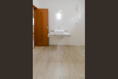 Casa à venda com 170m², 3 quartos e 3 vagas Casa à venda com 170m², 3 quartos e 3 vagasBanheiro suíte