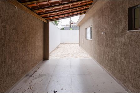 Casa à venda com 170m², 3 quartos e 3 vagas Casa à venda com 170m², 3 quartos e 3 vagasÁrea