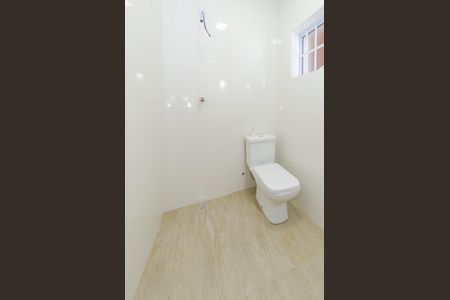 Banheiro social de casa à venda com 3 quartos, 170m² em Prado, Belo Horizonte