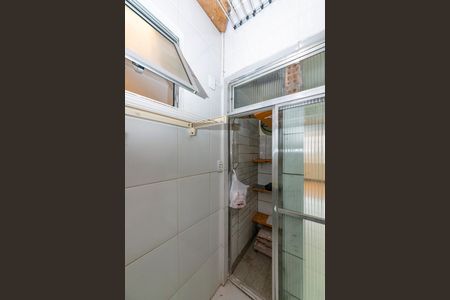 Apartamento para alugar com 75m², 2 quartos e 1 vagaÁrea de Serviço