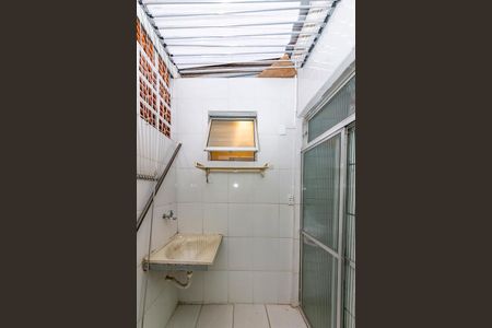 Apartamento para alugar com 75m², 2 quartos e 1 vagaÁrea de Serviço