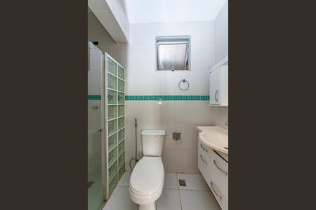 Banheiro da Suíte de apartamento para alugar com 2 quartos, 75m² em Barroca, Belo Horizonte