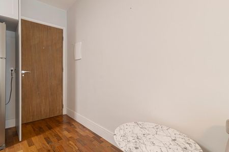 Apartamento à venda com 44m², 1 quarto e 1 vagaEntrada