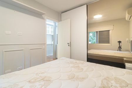 Apartamento à venda com 44m², 1 quarto e 1 vagaQuarto