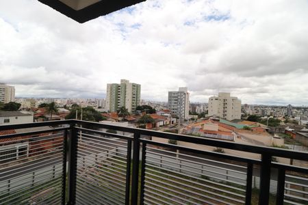 Apartamento para alugar com 70m², 2 quartos e 1 vagaSacada