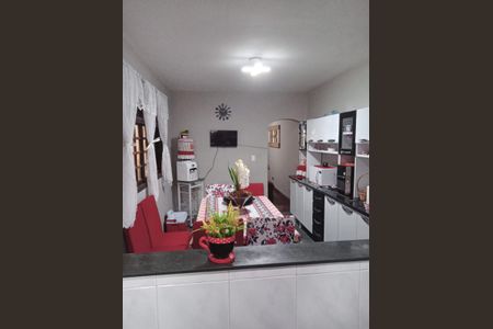 Casa à venda com 169m², 3 quartos e 2 vagasCozinha