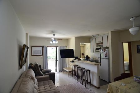 Sala de apartamento para alugar com 1 quarto, 72m² em Barra da Tijuca, Rio de Janeiro