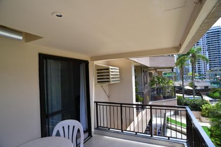 Varanda de apartamento para alugar com 1 quarto, 72m² em Barra da Tijuca, Rio de Janeiro