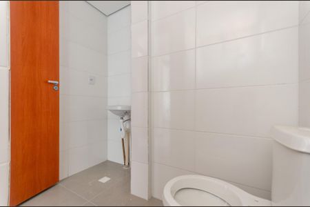 Apartamento para alugar com 40m², 2 quartos e sem vaga Apartamento para alugar com 40m², 2 quartos e sem vagaBanheiro