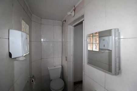 Casa à venda com 410m², 4 quartos e 3 vagasCasa 1 - Banheiro