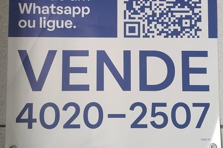 Casa à venda com 410m², 4 quartos e 3 vagasFachada