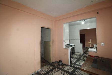 Casa à venda com 410m², 4 quartos e 3 vagasCasa 2 - Sala 2