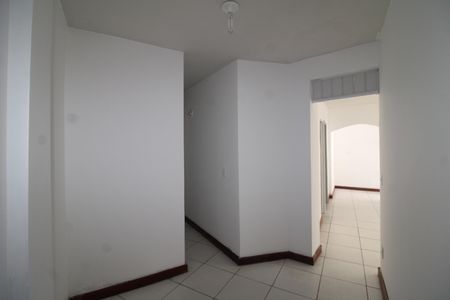 Casa à venda com 410m², 4 quartos e 3 vagasCasa 1 - Corredor