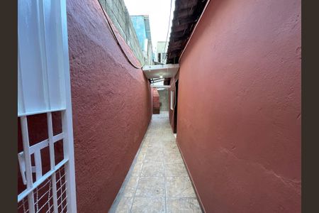 Casa para alugar com 70m², 1 quarto e 2 vagasQuintal