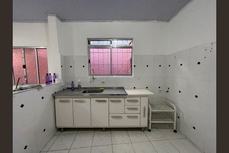 Casa para alugar com 70m², 1 quarto e 2 vagasCozinha