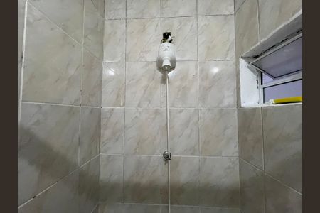 Casa para alugar com 70m², 1 quarto e 2 vagasBanheiro
