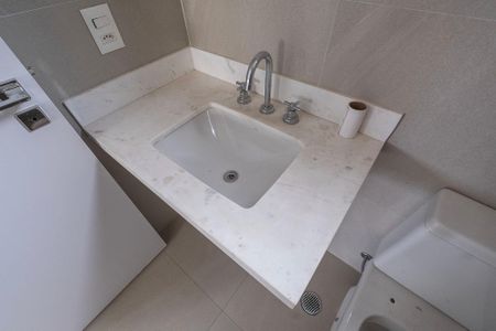 Apartamento para alugar com 73m², 2 quartos e 2 vagas Apartamento para alugar com 73m², 2 quartos e 2 vagasBanheiro Social