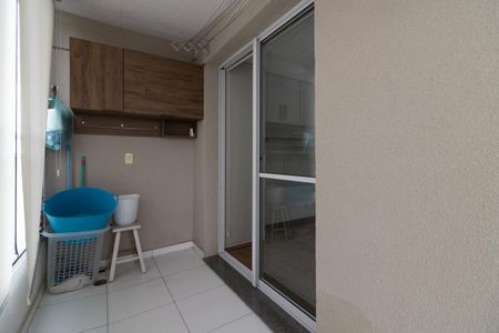 Apartamento para alugar com 75m², 2 quartos e 1 vagaÁrea de Serviço