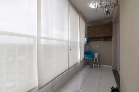 Apartamento para alugar com 75m², 2 quartos e 1 vagaÁrea de Serviço