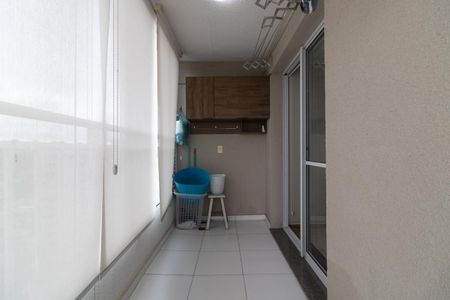 Apartamento para alugar com 75m², 2 quartos e 1 vagaÁrea de Serviço