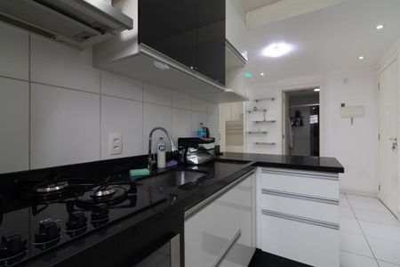 Apartamento para alugar com 75m², 2 quartos e 1 vagaCozinha