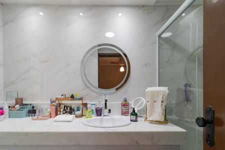 Apartamento à venda com 62m², 2 quartos e 1 vagaBanheiro da Suíte