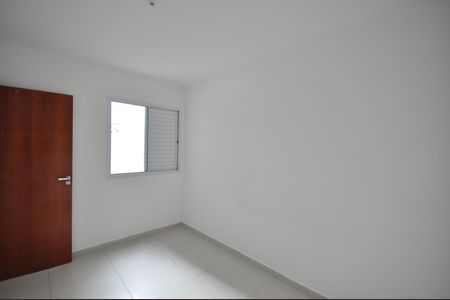 Quarto 1 de apartamento para alugar com 2 quartos, 44m² em Vila Constança, São Paulo