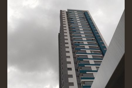 Apartamento para alugar com 63m², 2 quartos e 1 vaga Apartamento para alugar com 63m², 2 quartos e 1 vagaFachada