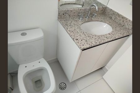 Apartamento para alugar com 63m², 2 quartos e 1 vaga Apartamento para alugar com 63m², 2 quartos e 1 vagaBanheiro 2